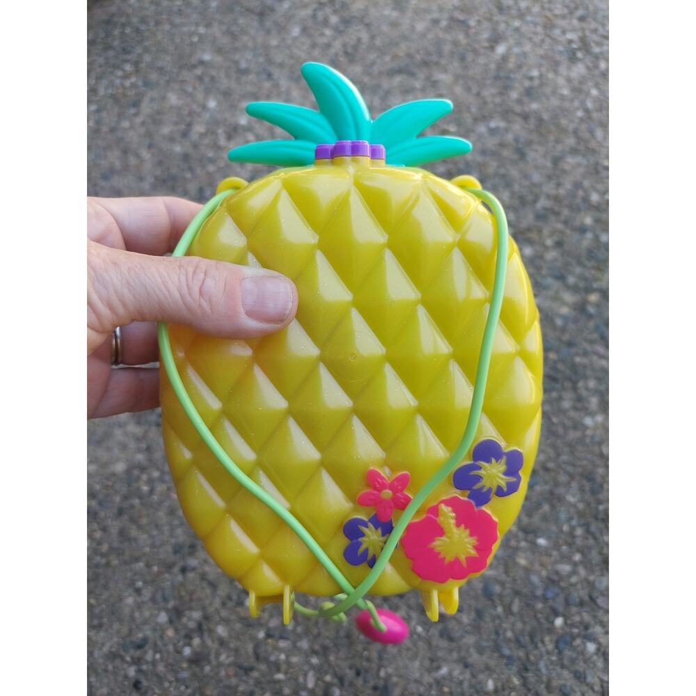 Polly Pocket Yellow Tropicool Pineapple Play Purse - Wearable Compact 2019